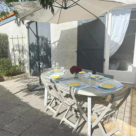 Hébergement de vacances Charmante Maison 7 Couchages à 300m De La Plage, Parking Et Animaux Admis - Fr-1-777-45